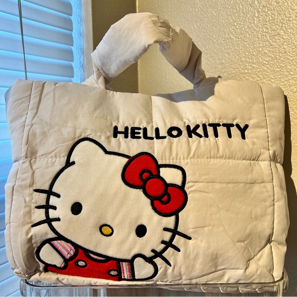 Sanrio Hello Kitty Off White Puffy Plush Quilted Small Tote Bag